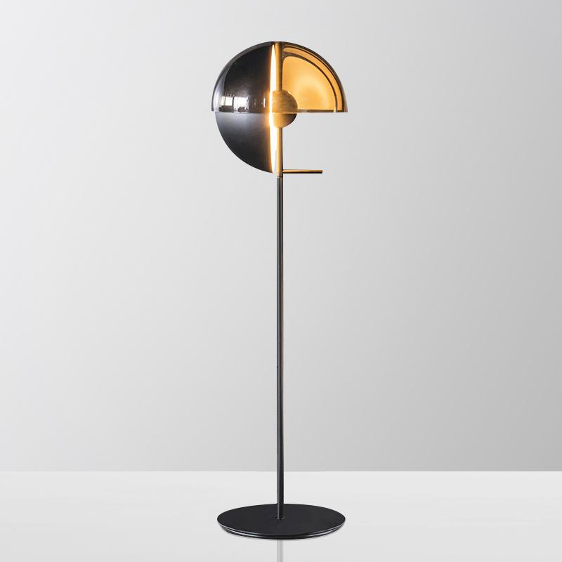 Изображение товара: Скандинавская светодиодная лампа, подставка для гостиной, Металлическая черная Напольная Лампа в стиле постмодерн, лампы для украшения дома