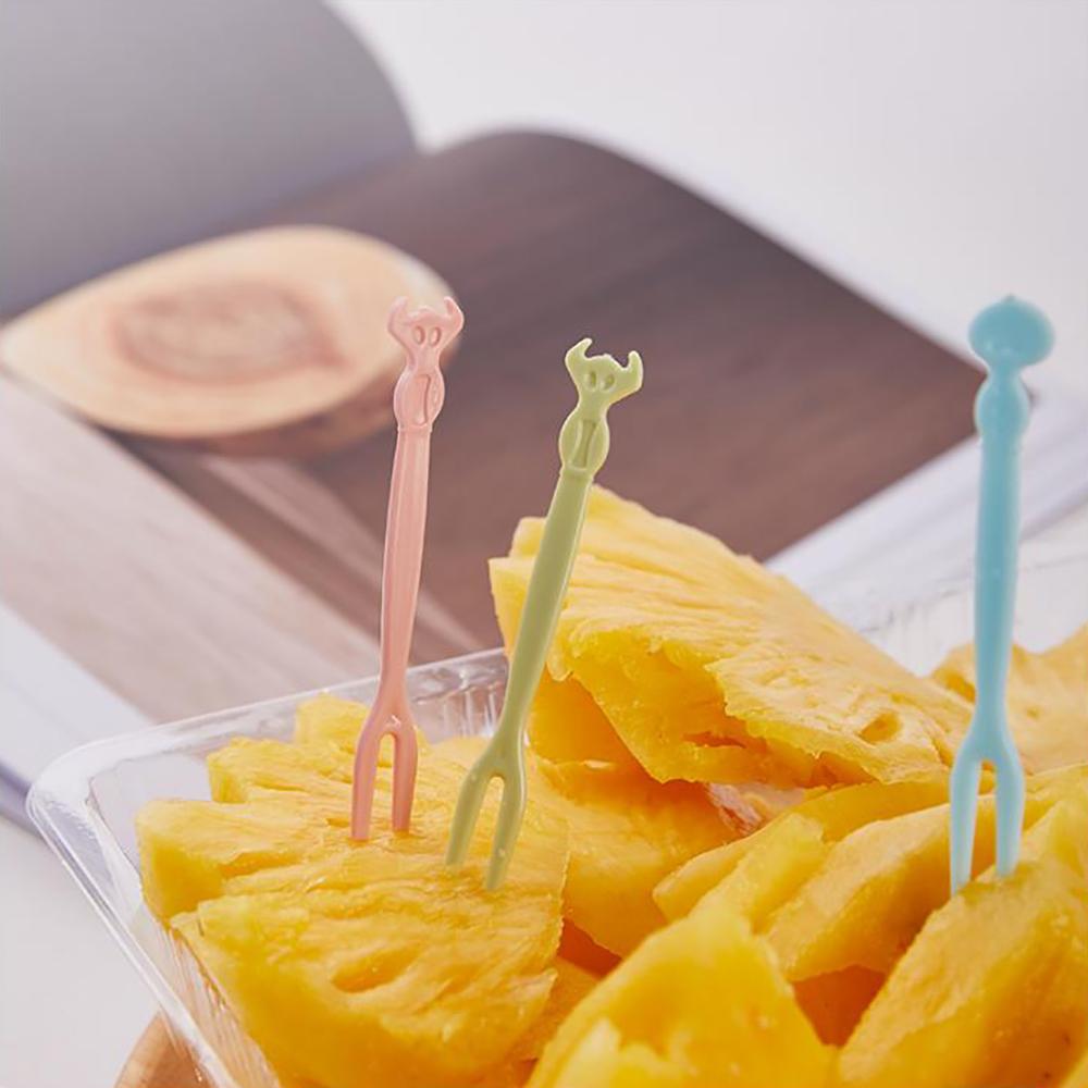 Изображение товара: 50Pcs Household Cute Fruit Fork Set Plastic Disposable Fruit Sign Household Cake Fruit Salad Small Fork