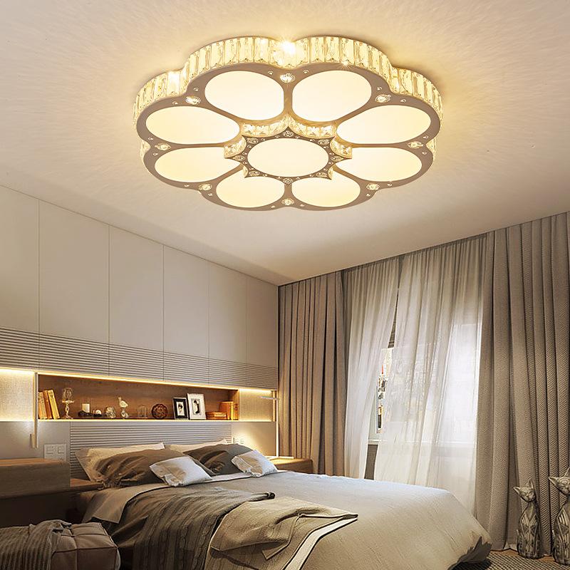 Изображение товара: Современный светильник роскошный креативный Хрустальный светодиодный светильник для гостиной, спальни, четырехлистный светильник в форме травы, кабинет, потолочный светильник