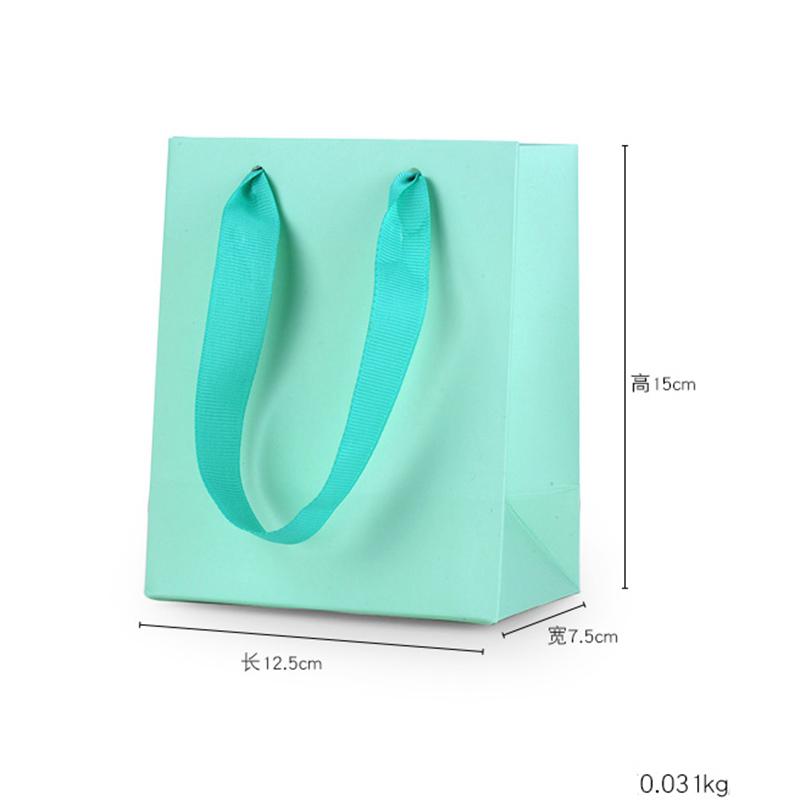 Изображение товара: Классическая зеленая подарочная сумочка для ювелирных изделий DOYUBO, сумка для ювелирных изделий, бумажный пакет для ювелирных изделий, упаковочный пакет, Подарочный пакет с гравировкой логотипа B014