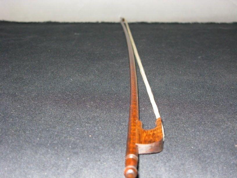 Изображение товара: 1 шт. высококачественный бант для скрипки Maestro в барочном стиле 26 дюймов (660 мм) 4/4