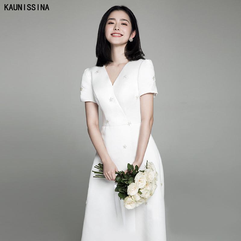 Изображение товара: New Satin White Wedding Dress Simple Bride Dresses Short Sleeve A line Embroidery Flowers Korean Bridal Gown Vestido Novia Boho