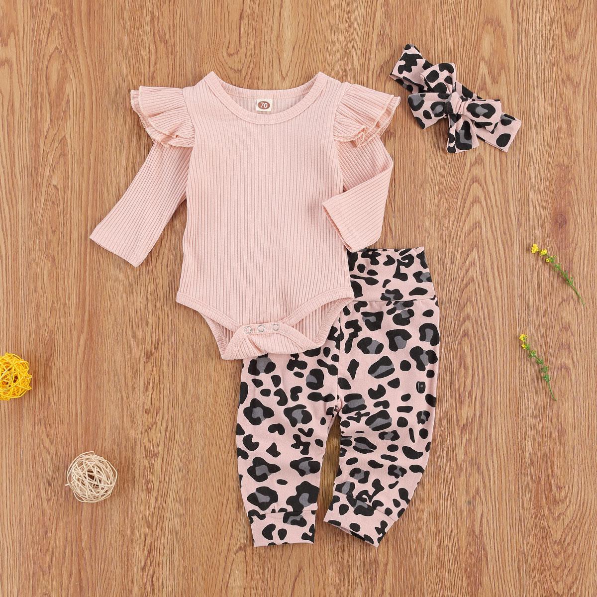 Изображение товара: Осенняя одежда для новорожденных девочек 0-24 месяцев, однотонный комбинезон с летающим рукавом и леопардовые брюки с повязкой на голову