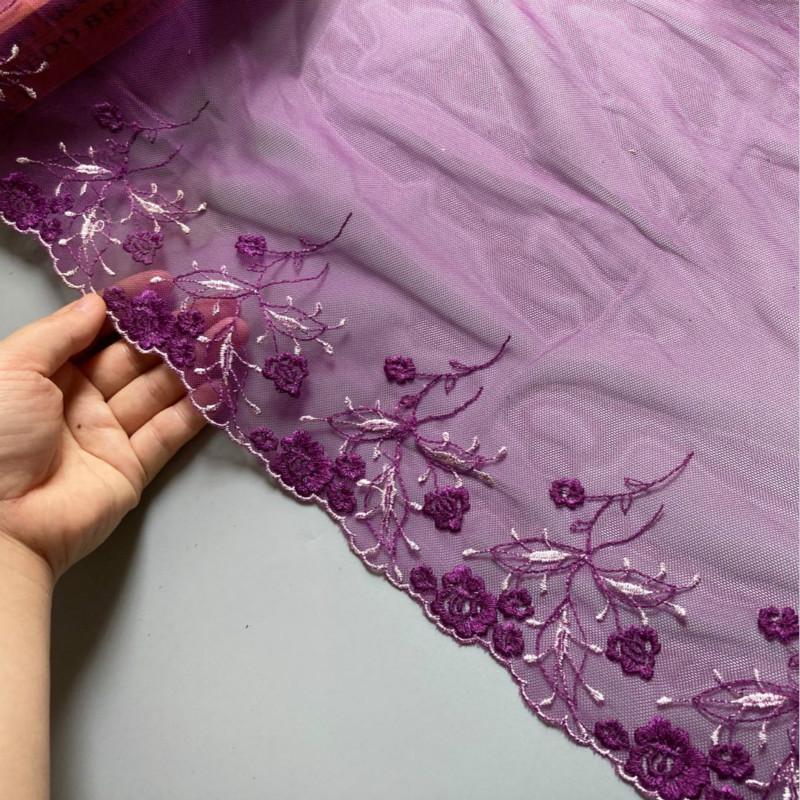 Изображение товара: 2 ярд Цветочная флуоресцентная фиолетовая благородная вышивка Высококачественная кружевная отделка для одежды и свадебного платья африканская кружевная ткань