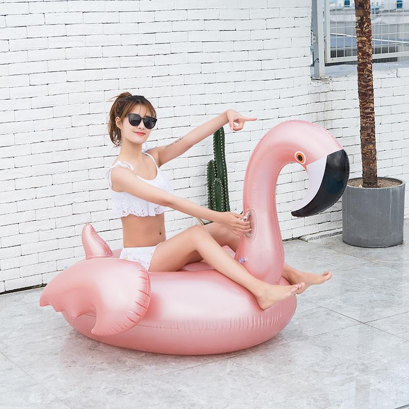 Изображение товара: Гигантское розовое Золотое плавательное кольцо с фламинго для взрослых, надувная круглая плавающая кровать, надувной матрас для бассейна, плявечерние, игрушки