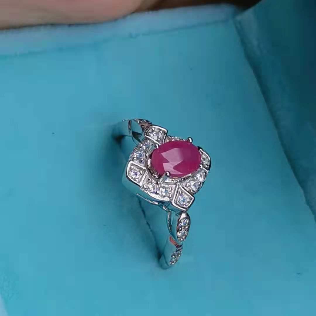 Изображение товара: S925 Стерлинговое Серебро инкрустированные натуральные Рубины кольца для женщин кольцо простое и щедрое кольцо с натуральным камнем обручальное кольцо