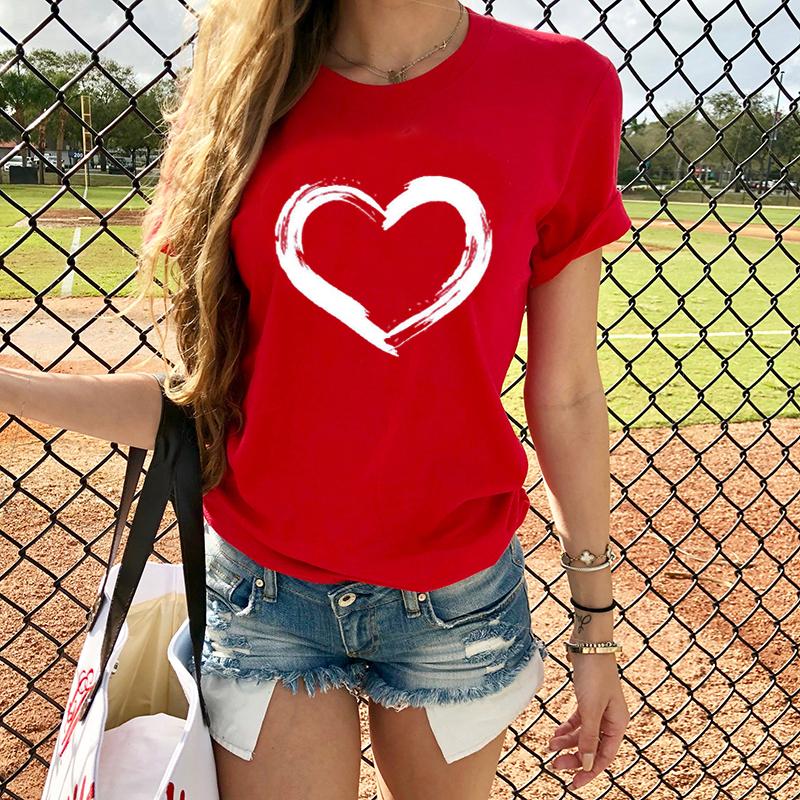 Изображение товара: Женская футболка с принтом сердца, красная, летняя, зимняя, с коротким рукавом, в стиле Харадзюку, топы 5XL, размера плюс