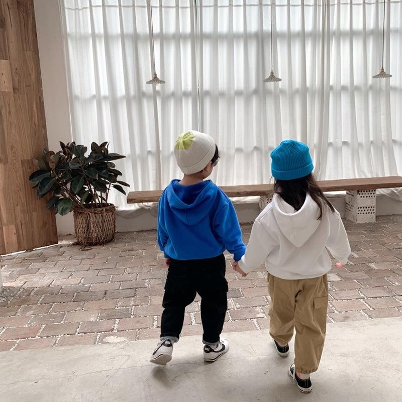 Изображение товара: Детский свитер с капюшоном коллекция 2019 года, осенне-зимняя детская одежда в Корейском стиле для мальчиков и девочек однотонная одежда для детей старшего возраста