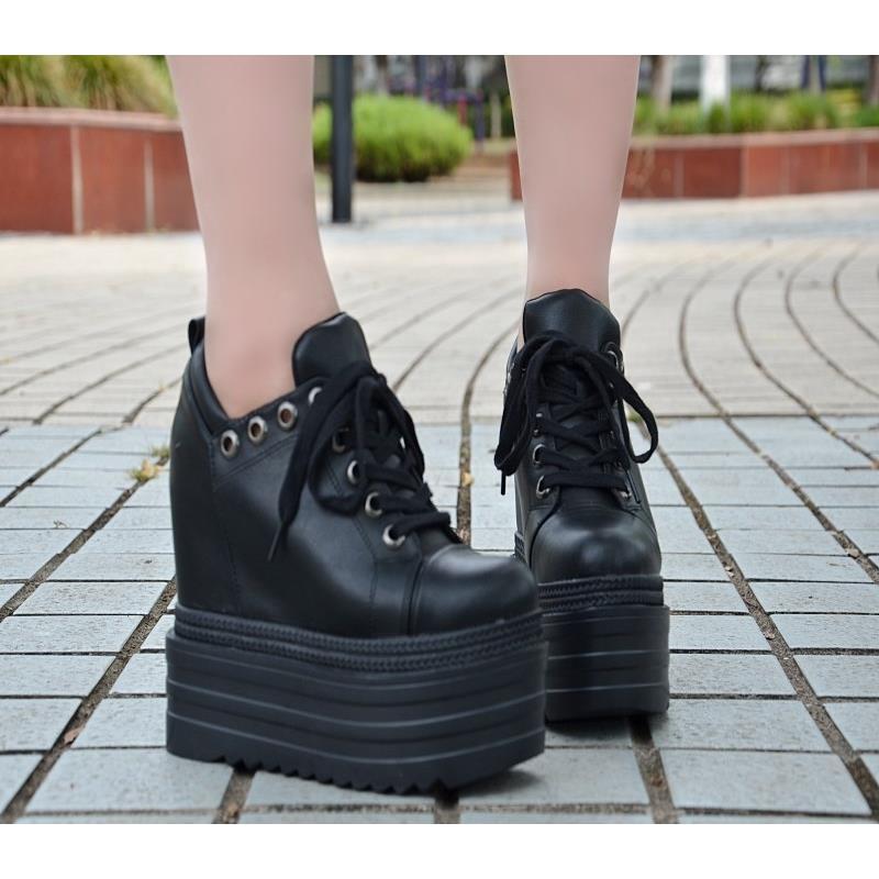 Изображение товара: Женские универсальные спортивные ботинки на шнуровке, повседневные ботинки на очень высоком каблуке 13 см с увеличенной внутренней подкладкой, новая модель осени 2020
