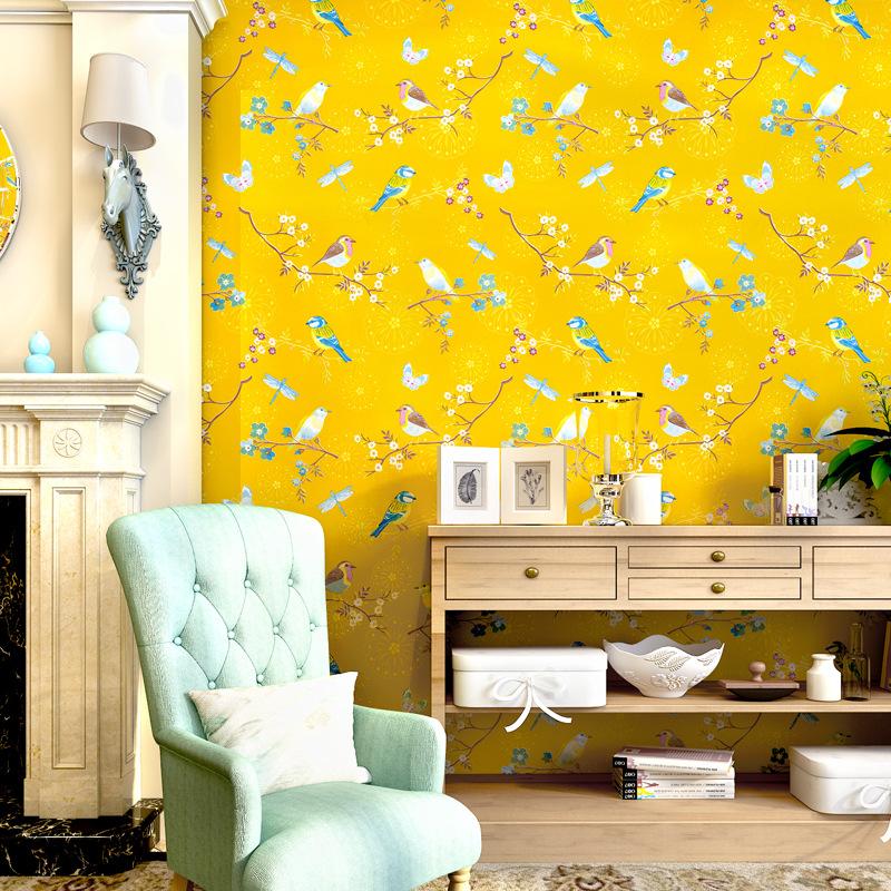 Изображение товара: Американские обои пасторальные цветы и птицы маленькие свежие цветочные обои синие Желтые Простые современные обои для гостиной