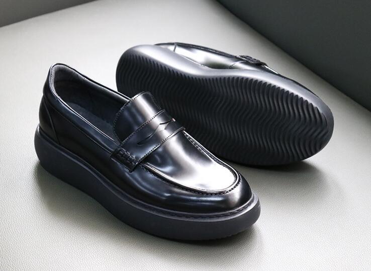 Изображение товара: Туфли мужские из натуральной кожи, дышащие лоферы, без застежки, повседневная обувь, классические, черные