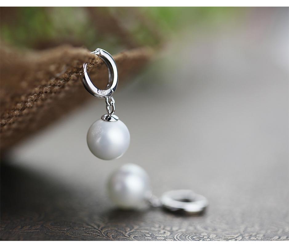 Изображение товара: Однотонные элегантные круглые серьги-капли с белым жемчугом для женщин серебряного цвета с жемчугом для помолвки Свадебные украшения Brincos подарки на день рождения