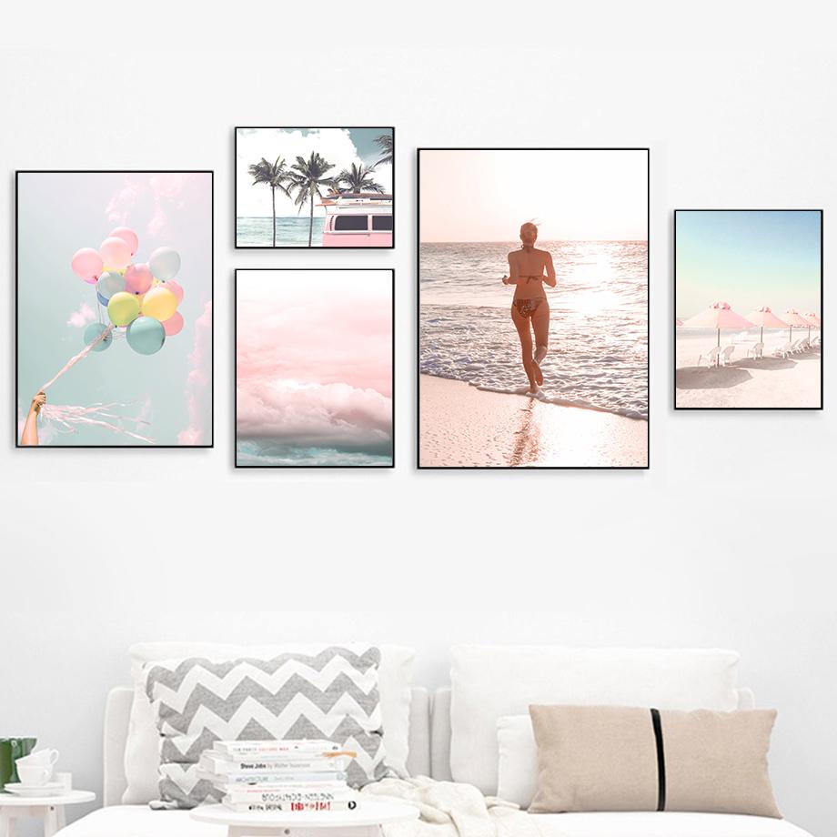 Изображение товара: Пляжный океан автомобиль пикантная женщина пейзаж розовая настенная Картина на холсте скандинавские плакаты и принты настенные картины для декора гостиной
