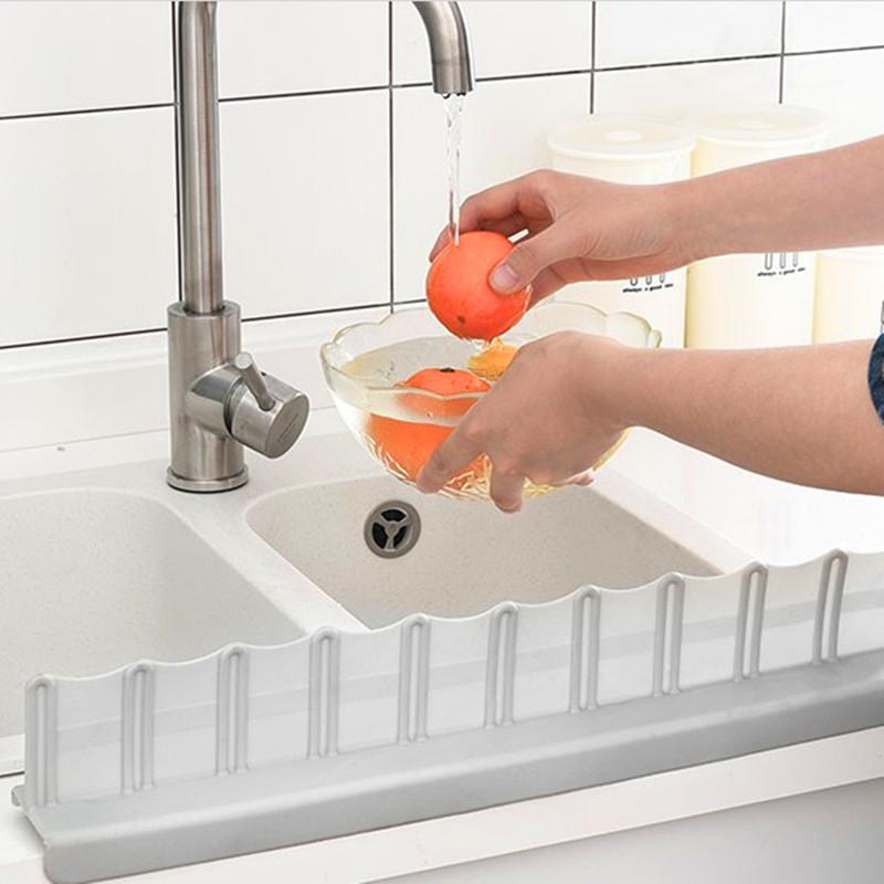 Изображение товара: High Qualtiy Sink Baffle Splash Wave Water Splash Kitchen Board Wash Basin Wash Dishes Baffle Sink Board Kitchen Creative Gadget