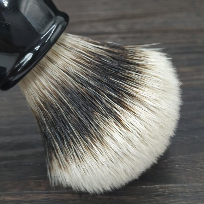 Изображение товара: Dscosmetics, гелевый наконечник с крючком барсука, 3 узла, кисть для бритья, черная смоляная ручка