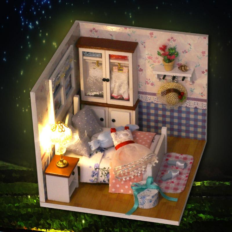 Изображение товара: Кукольный дом мебель 3D-DIY Миниатюрная модель+ 3D светильник Деревянный кукольный домик рождественские подарки игрушки